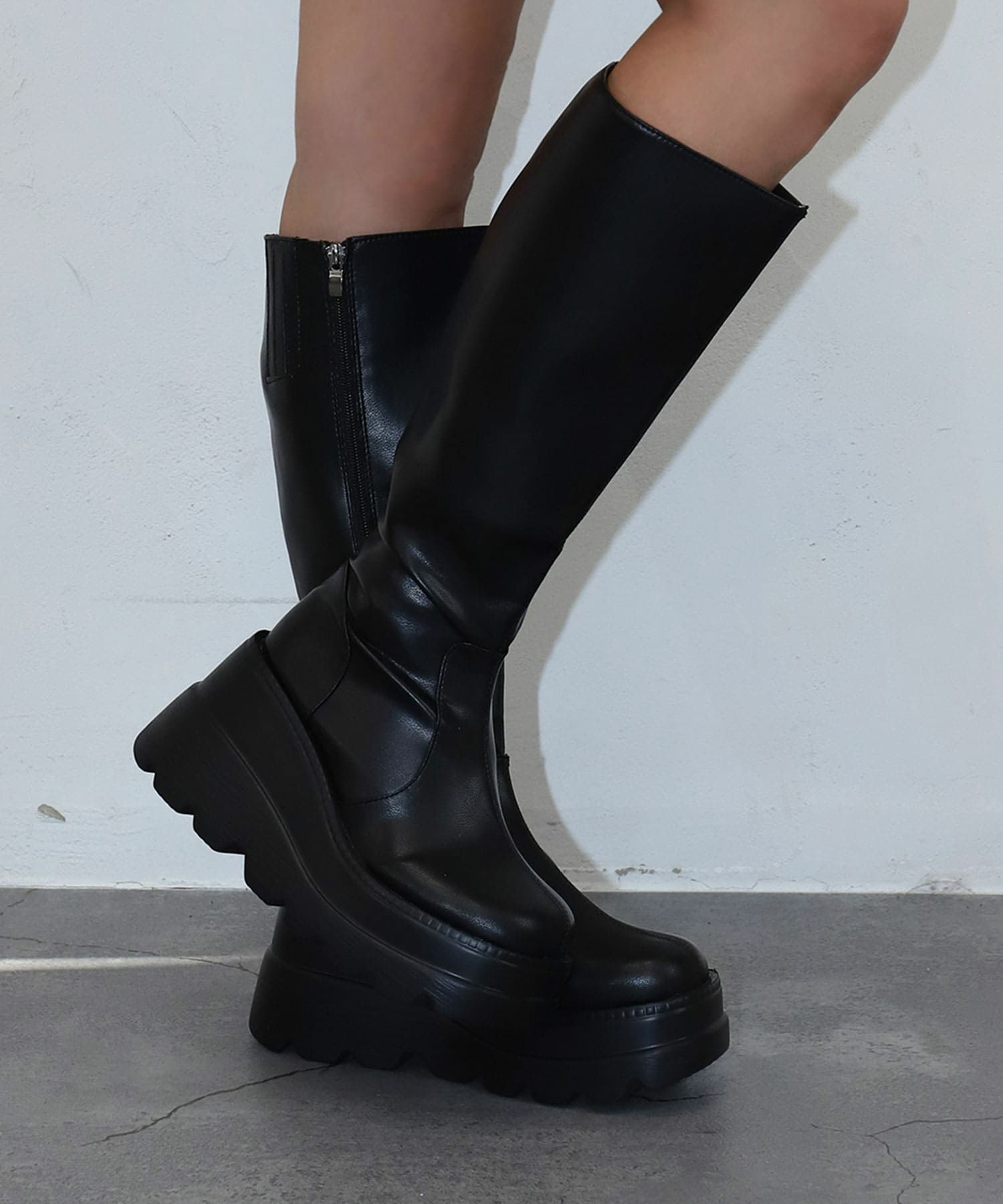厚底ロングブーツ | レディースギャルファッション通販BLACKQUEEN
